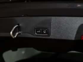 Porsche Taycan (2022) thumbnail 52