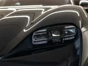 Porsche Taycan (2022) thumbnail 9
