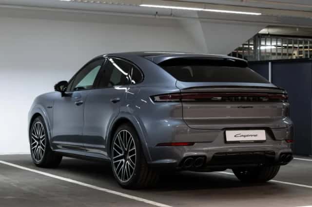 Porsche Cayenne (2026) thumbnail 3