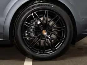 Porsche Cayenne (2026) thumbnail 14