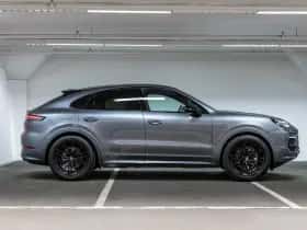 Porsche Cayenne (2026) thumbnail 6