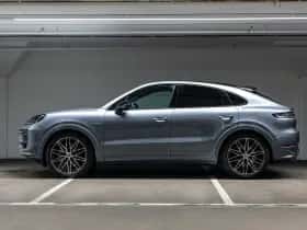 Porsche Cayenne (2026) thumbnail 2