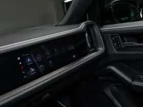 Porsche Cayenne (2026) thumbnail 30