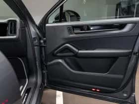 Porsche Cayenne (2026) thumbnail 41
