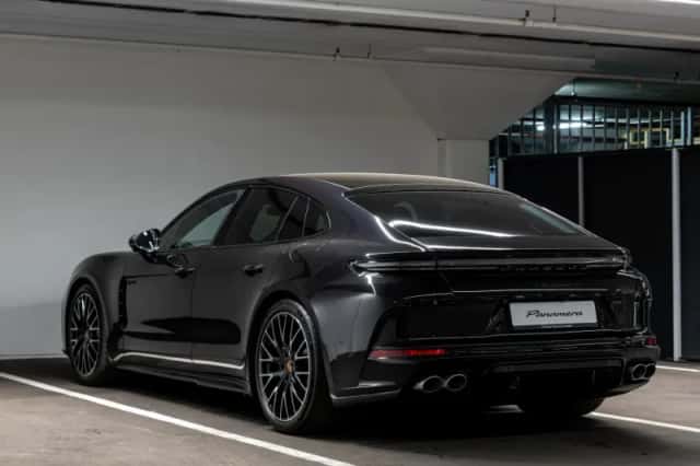 Porsche Panamera (2026) thumbnail 3