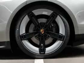 Porsche Taycan (2026) thumbnail 14