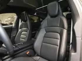 Porsche Taycan (2026) thumbnail 18