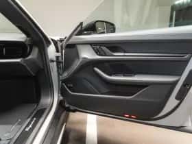 Porsche Taycan (2026) thumbnail 44