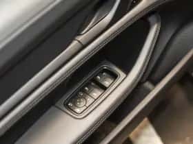 Porsche Taycan (2026) thumbnail 52