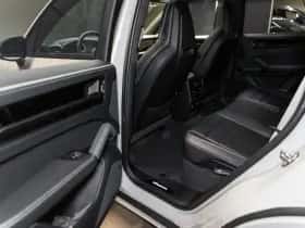 Porsche Cayenne (2026) thumbnail 54