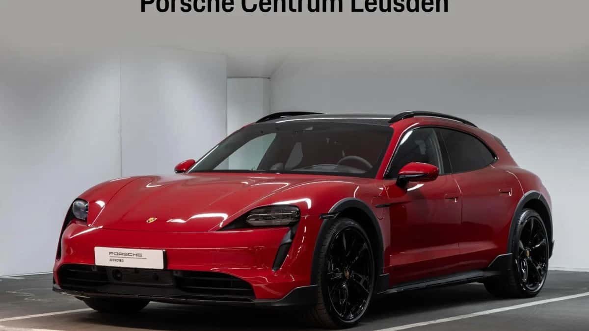 Porsche Taycan (2023) — foto 1