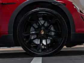Porsche Taycan (2023) thumbnail 15