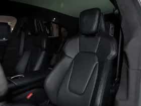 Porsche Taycan (2023) thumbnail 18