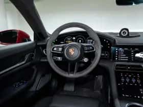 Porsche Taycan (2023) thumbnail 20