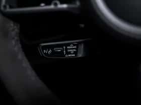 Porsche Taycan (2023) thumbnail 24