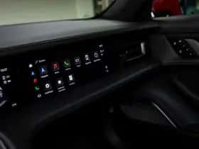 Porsche Taycan (2023) thumbnail 36