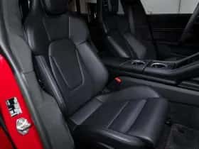 Porsche Taycan (2023) thumbnail 53