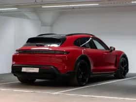 Porsche Taycan (2023) thumbnail 8