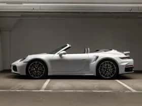 Porsche 911 (2026) thumbnail 2