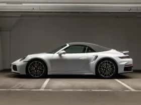 Porsche 911 (2026) thumbnail 3