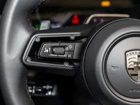 Porsche 911 (2026) thumbnail 24
