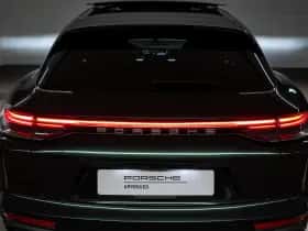 Porsche Panamera (2023) thumbnail 11