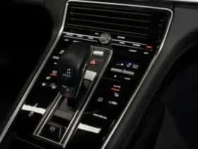 Porsche Panamera (2023) thumbnail 37