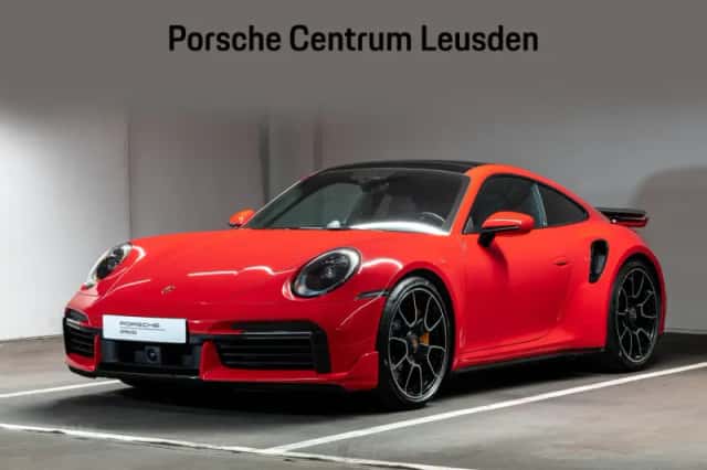 Porsche 911 (2021) thumbnail 1