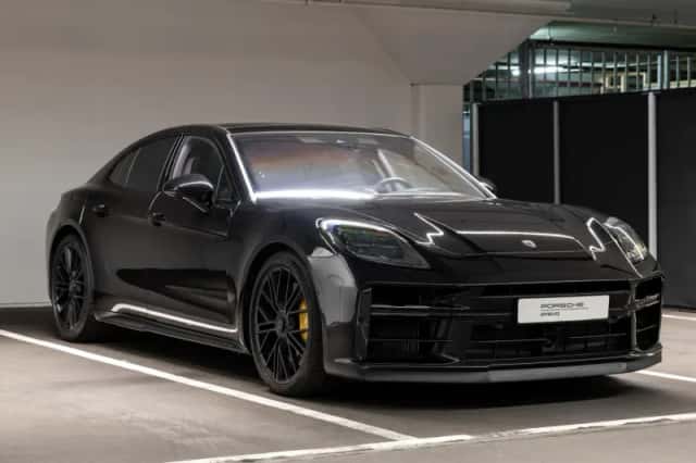 Porsche Panamera (2025) thumbnail 5