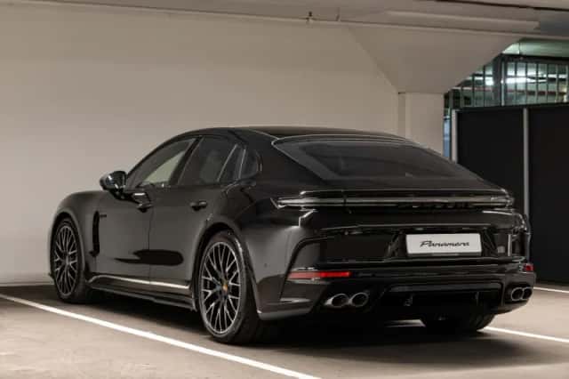 Porsche Panamera (2026) thumbnail 3