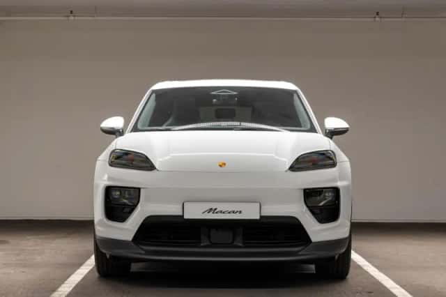 Porsche Macan (2026) thumbnail 4