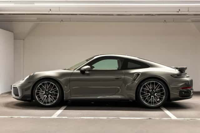 Porsche 911 (2026) thumbnail 2