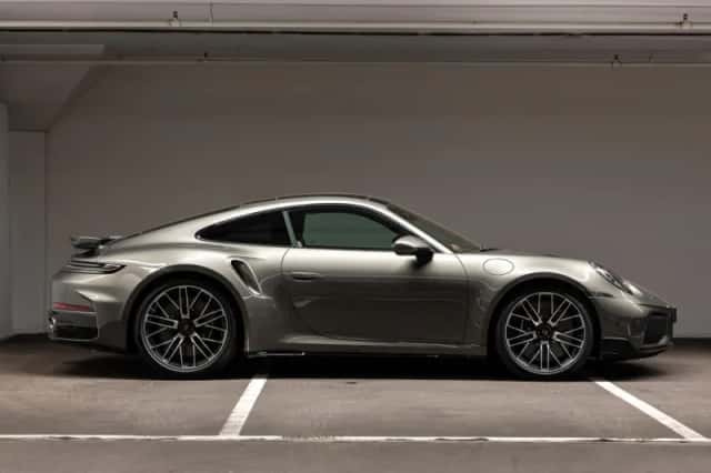 Porsche 911 (2026) thumbnail 6