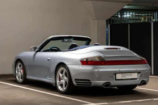 Porsche 911 (2005) thumbnail 3