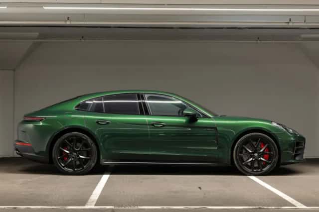 Porsche Panamera (2024) thumbnail 6