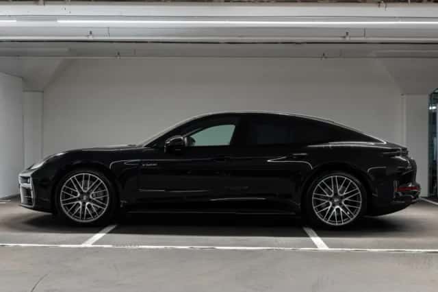 Porsche Panamera (2026) thumbnail 2