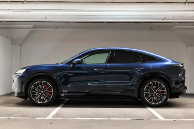 Porsche Cayenne (2026) thumbnail 2