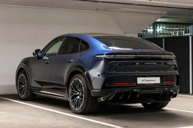 Porsche Cayenne (2026) thumbnail 3
