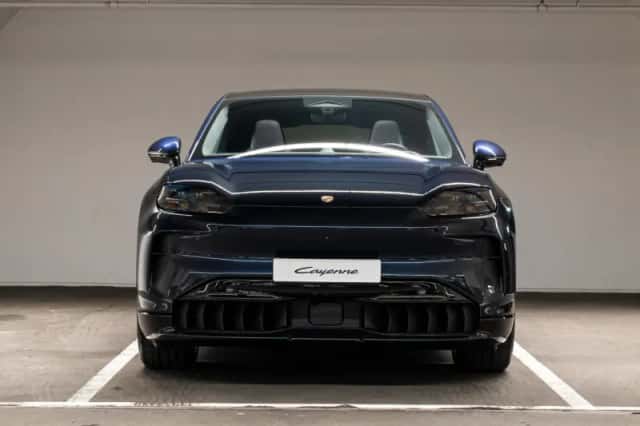 Porsche Cayenne (2026) thumbnail 4