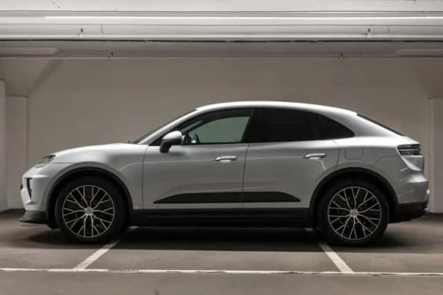 Porsche Macan (2026) thumbnail 2