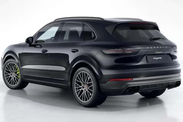 Porsche Cayenne (2022) thumbnail 3