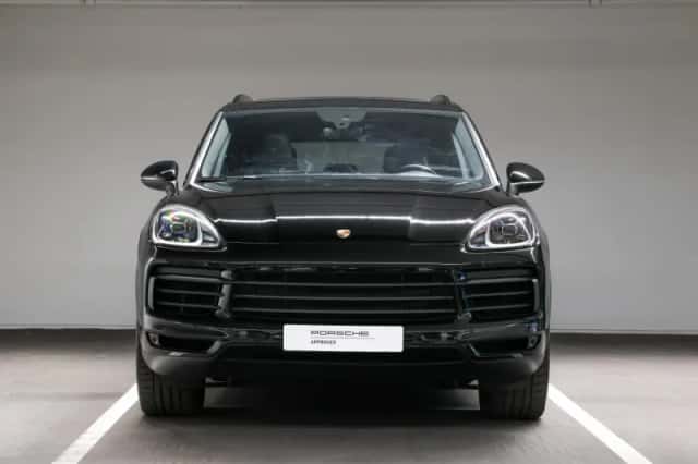 Porsche Cayenne (2022) thumbnail 4