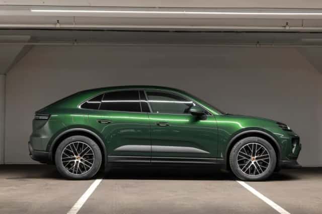 Porsche Macan (2026) thumbnail 6
