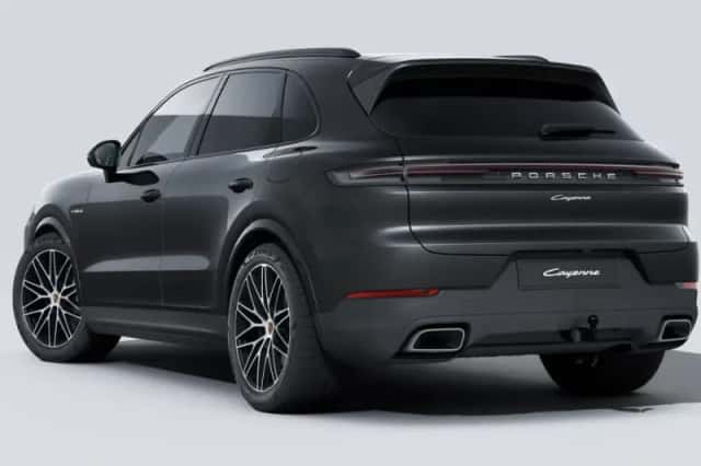 Porsche Cayenne (2025) thumbnail 2