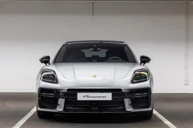 Porsche Panamera (2025) thumbnail 4