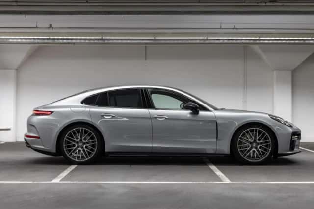 Porsche Panamera (2025) thumbnail 6
