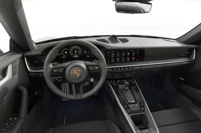 Porsche 911 (2025) thumbnail 4