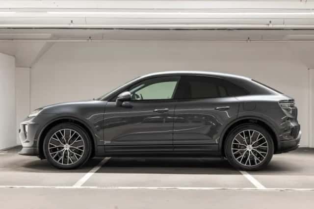 Porsche Macan (2026) thumbnail 2