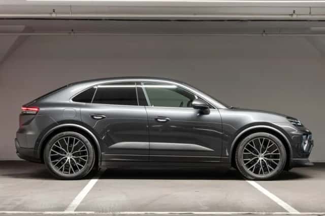 Porsche Macan (2026) thumbnail 6