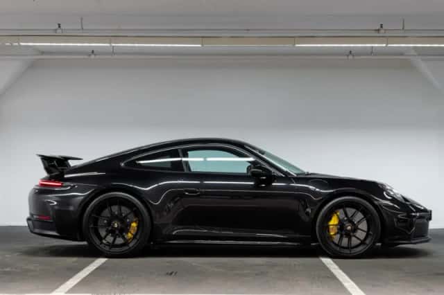 Porsche 911 (2024) thumbnail 6